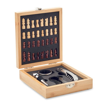 Weinset mit Schachspiel Chesset | inkl. Werbegravur