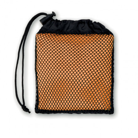 Sporthandtuch in Netztasche
